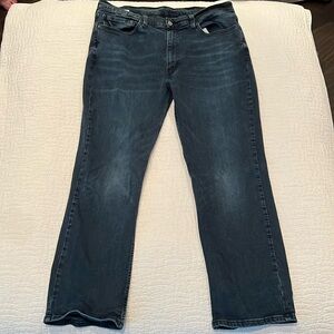 Levi’s 514 stretch jeans 38 x 30